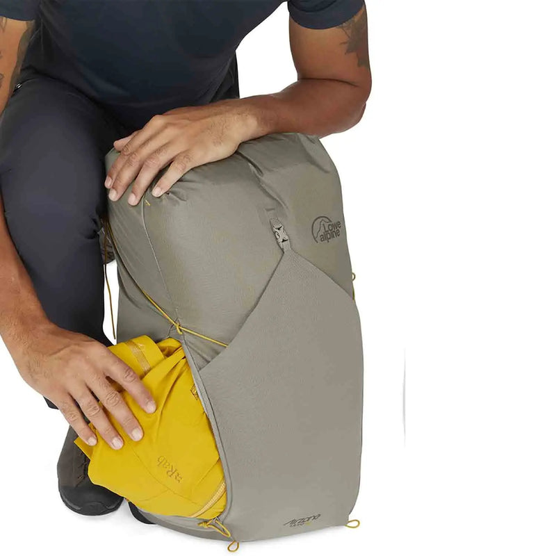 Load image into Gallery viewer, Lowe Alpine Airzone Ultra 36 Hiking Pack Packs - Daypacks Less Than 39L Mountain Equipment