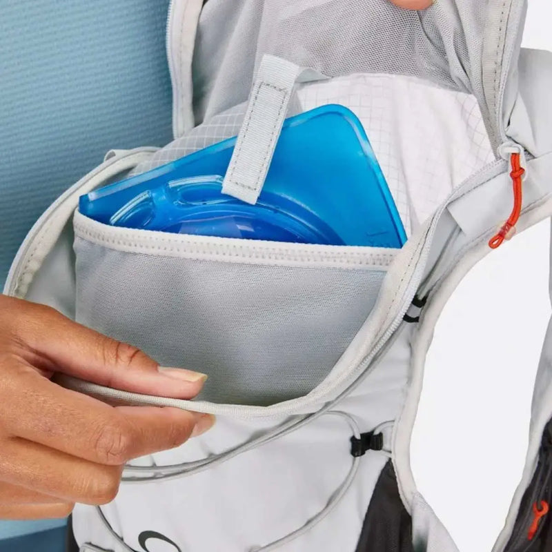 Load image into Gallery viewer, Rab Veil 12 Hydration Vest Packs - Hydration Packs Mountain Equipment