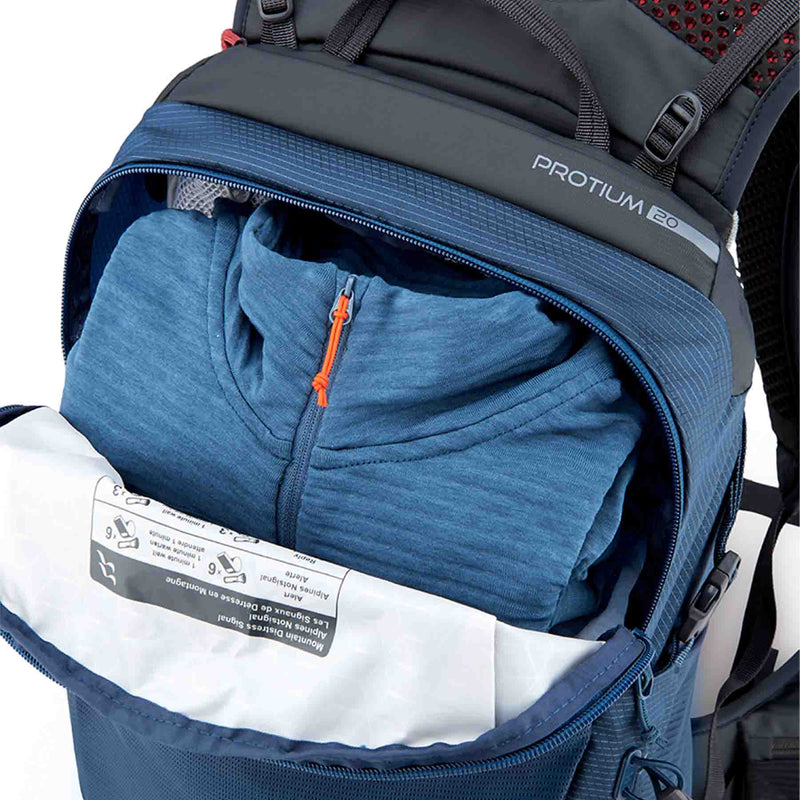Load image into Gallery viewer, Rab Protium 20 - Daypack Packs - Daypacks Less Than 39L Mountain Equipment