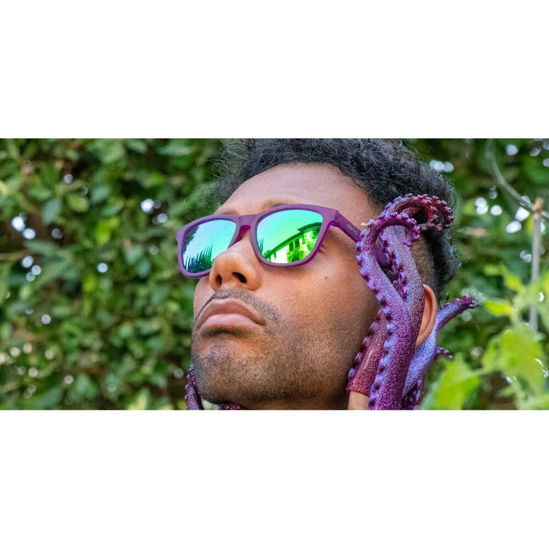 Load image into Gallery viewer, goodr the OGS sunglasses gardening with a kraken 4