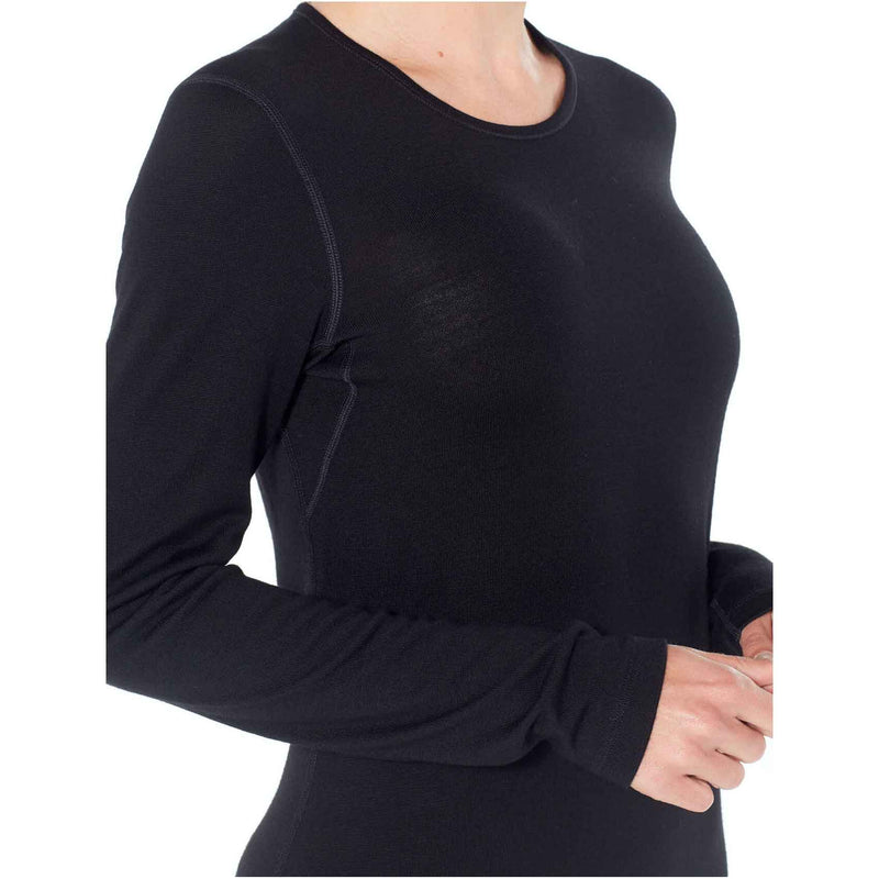 Load image into Gallery viewer, icebreaker womens 260 tech long sleeve crewe base layer black on body 4

