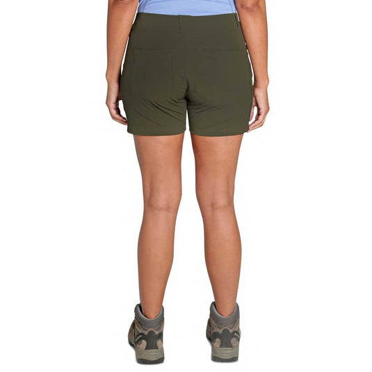 outdoor research womens ferrosi 5inch shorts on body 3