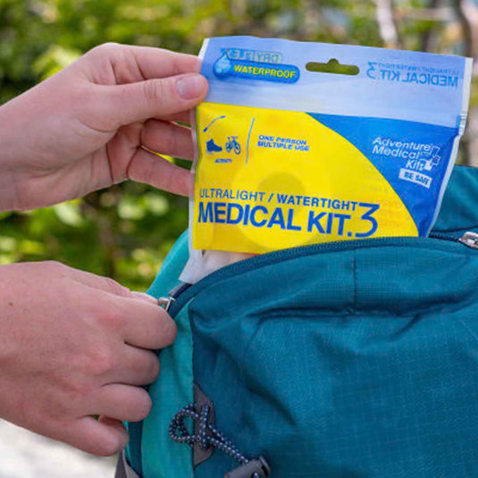 Adventure Medical Kits Ultralight and Watertight 3 – Mountain Equipment