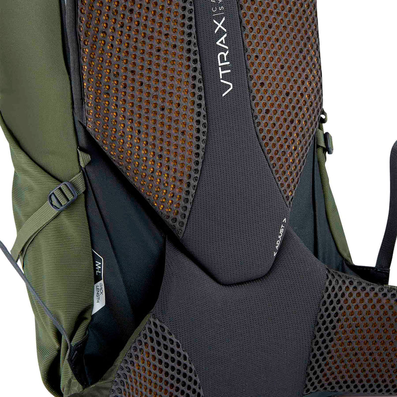 Load image into Gallery viewer, Exion 48 Hiking Pack
