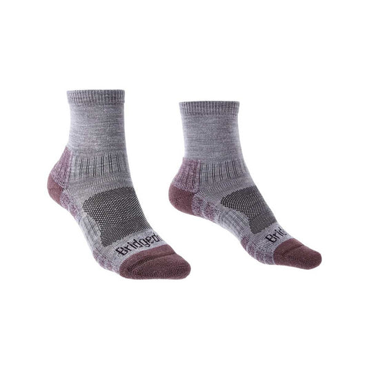 Bridgedale Womens Hike Light Weight Performance 3/4 Crew Socks