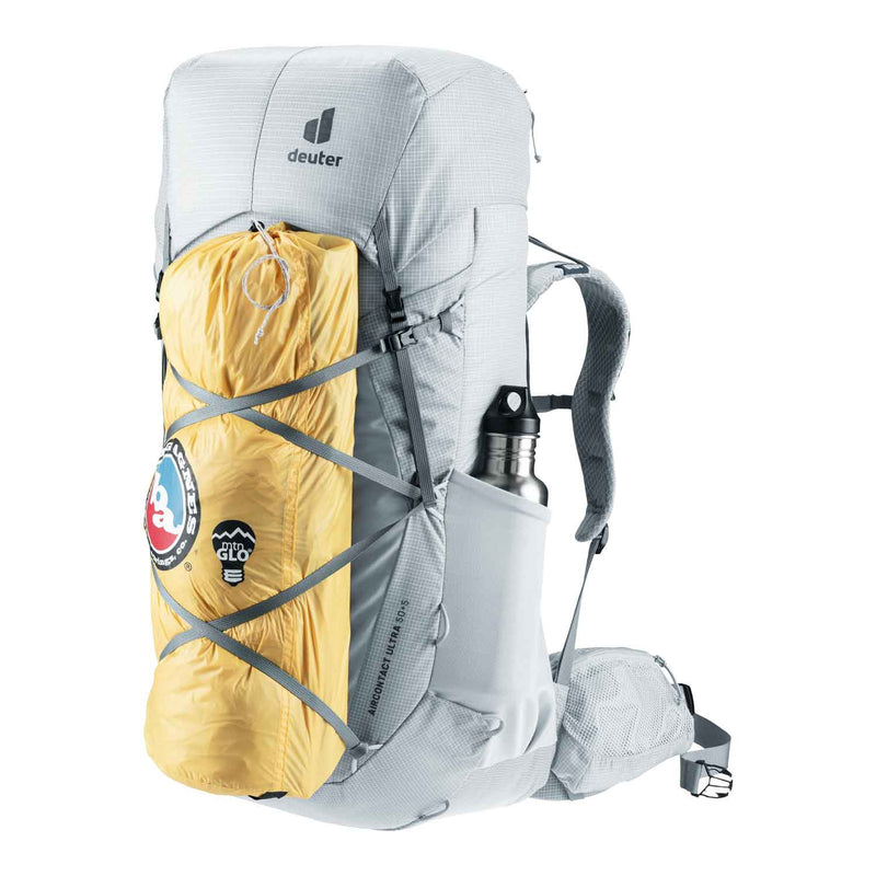 Load image into Gallery viewer, Deuter Aircontact Ultra 50+5 Hiking Pack
