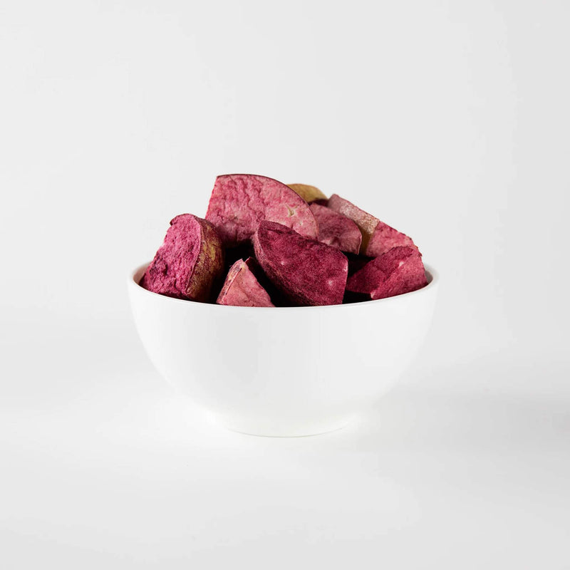 Load image into Gallery viewer, Freeze Dried Blackcurrant Infused Apple
