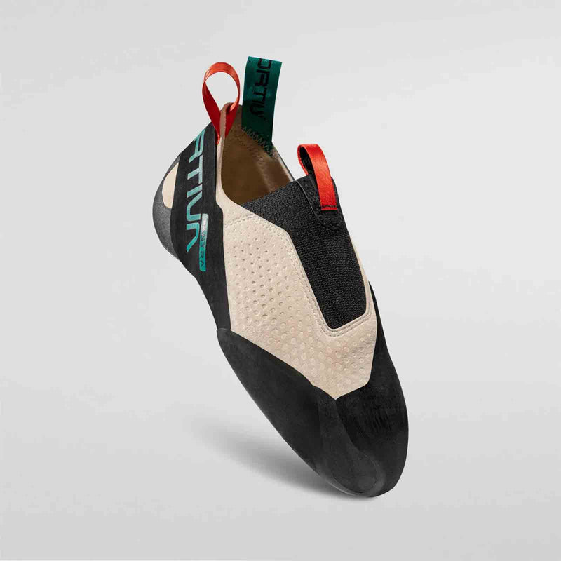 Load image into Gallery viewer, Mantra Rock Climbing Shoe
