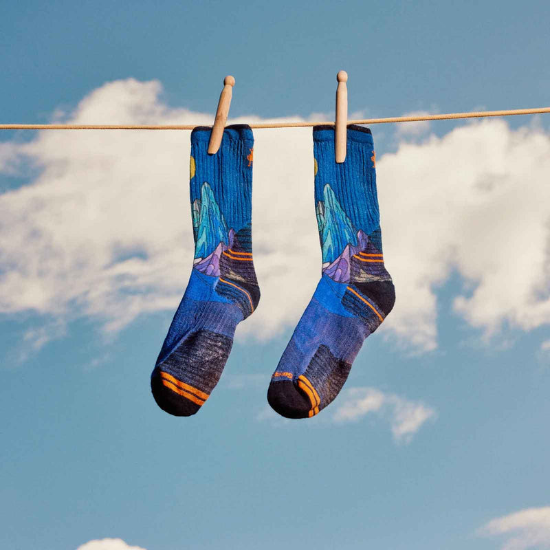 Load image into Gallery viewer, Smartwool Hike Targeted Cushion Mountain Myth - Crew Socks
