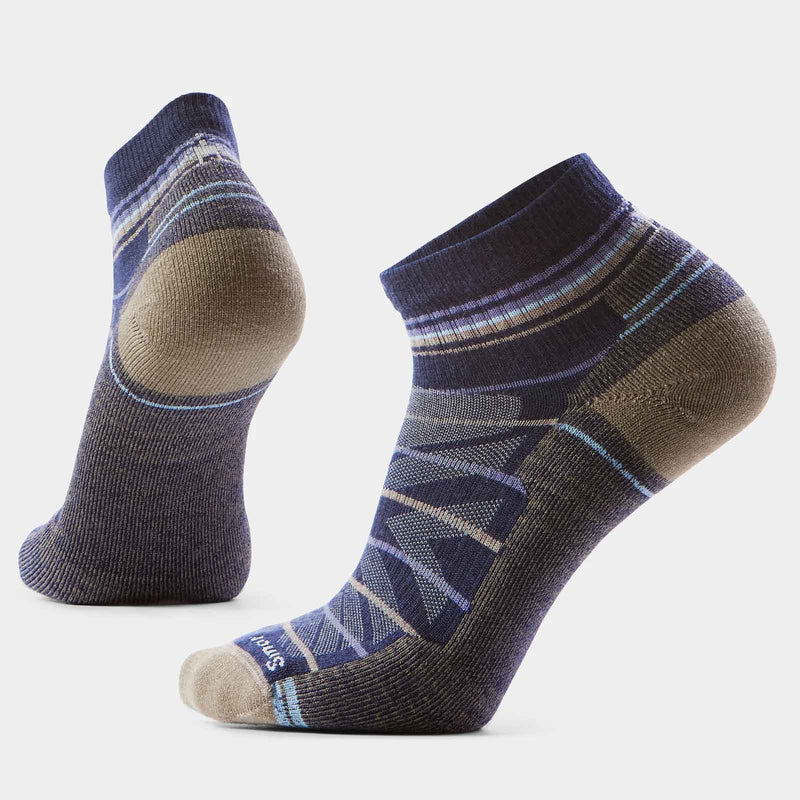 Load image into Gallery viewer, Smartwool Hike Light Cushion Pattern Ankle Socks Unisex
