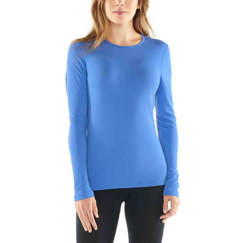Load image into Gallery viewer, icebreaker womens 200 oasis long sleeve crewe cove on body
